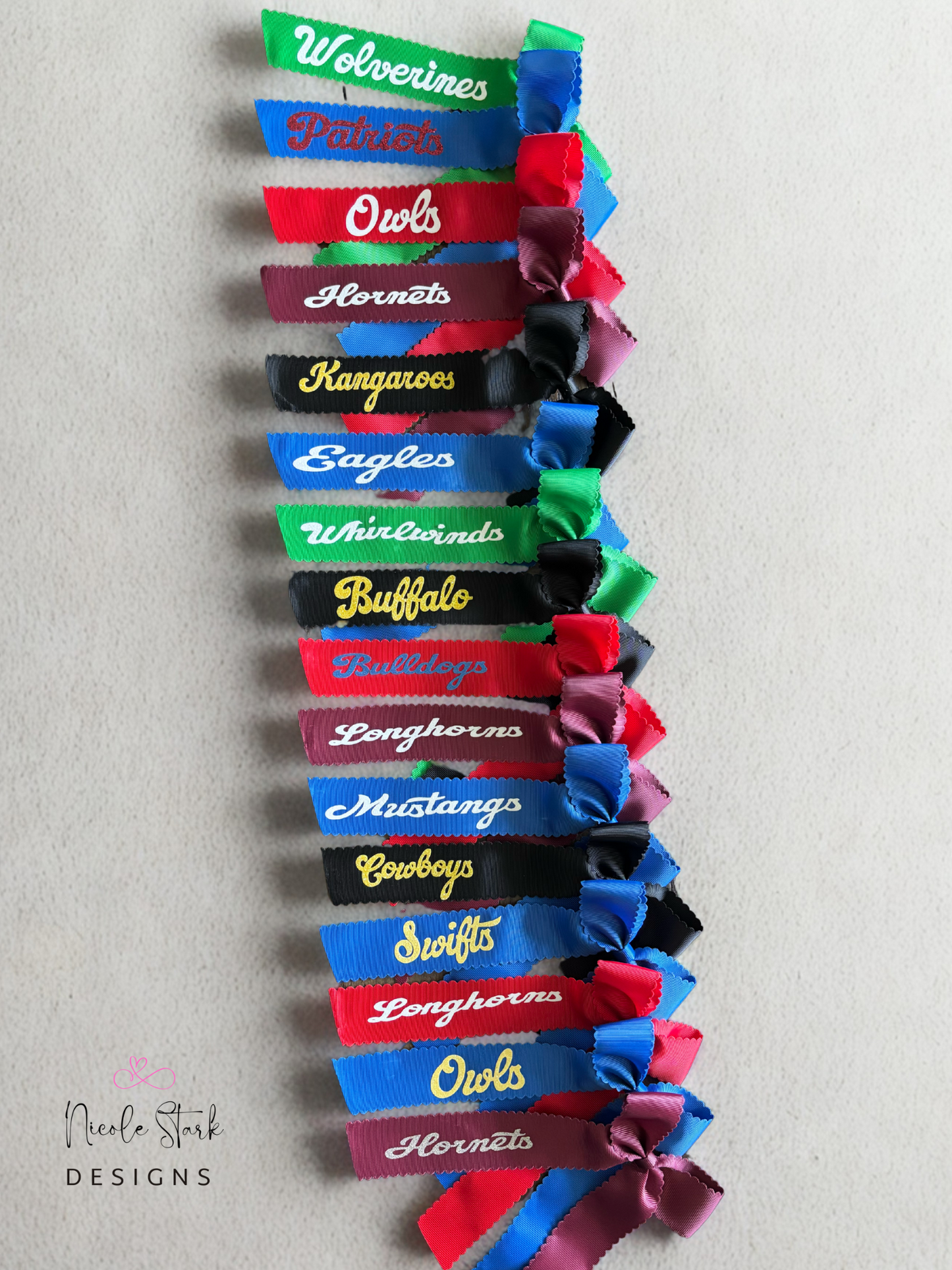 *** Final Sale*** Long Tailed Scalloped Hair Bow with Mascot Name. (Can Add Childs Name on Opposite side-$2.00 extra. *****SOLD OUT******